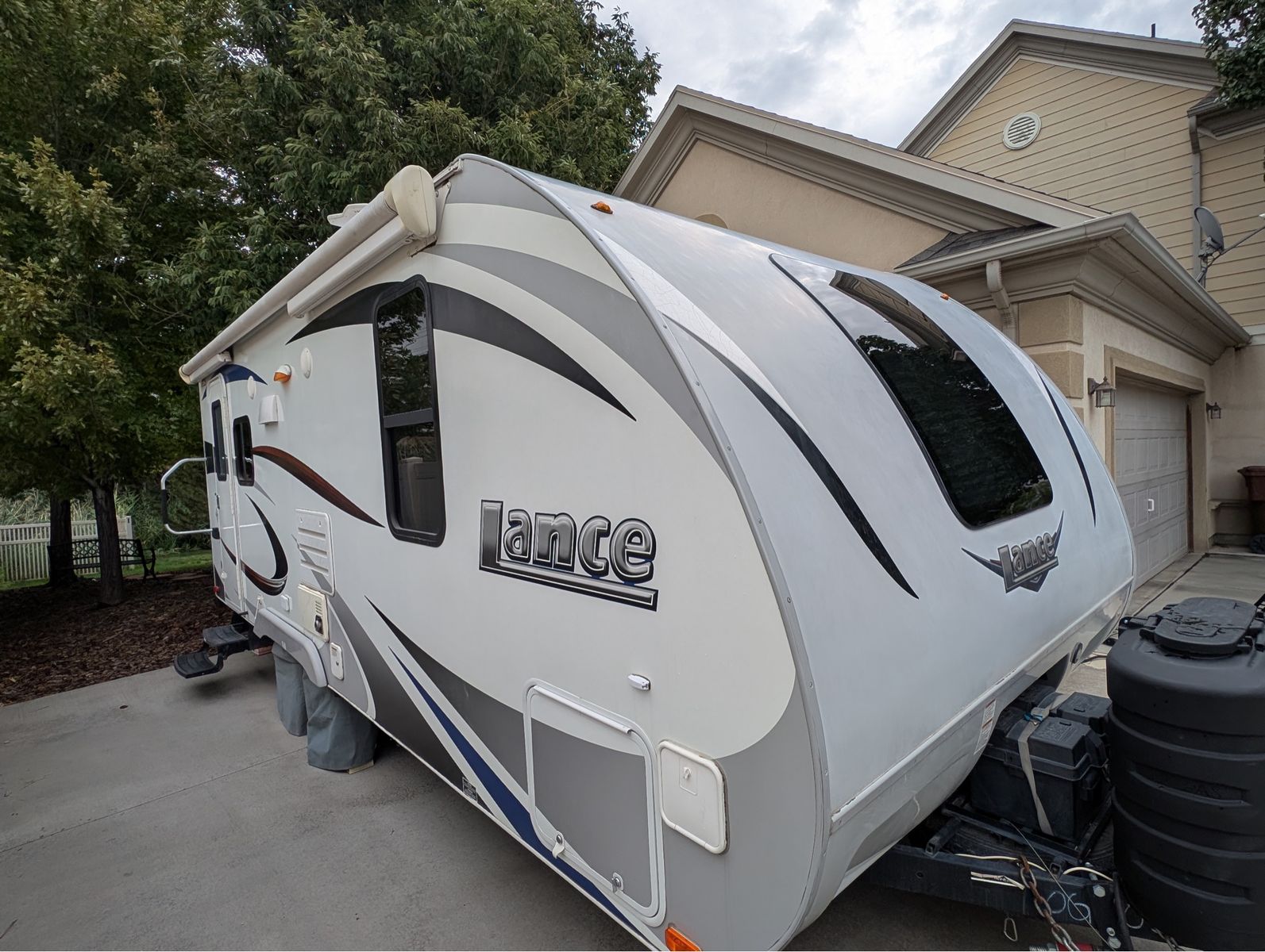 Lance trailer in mint condition