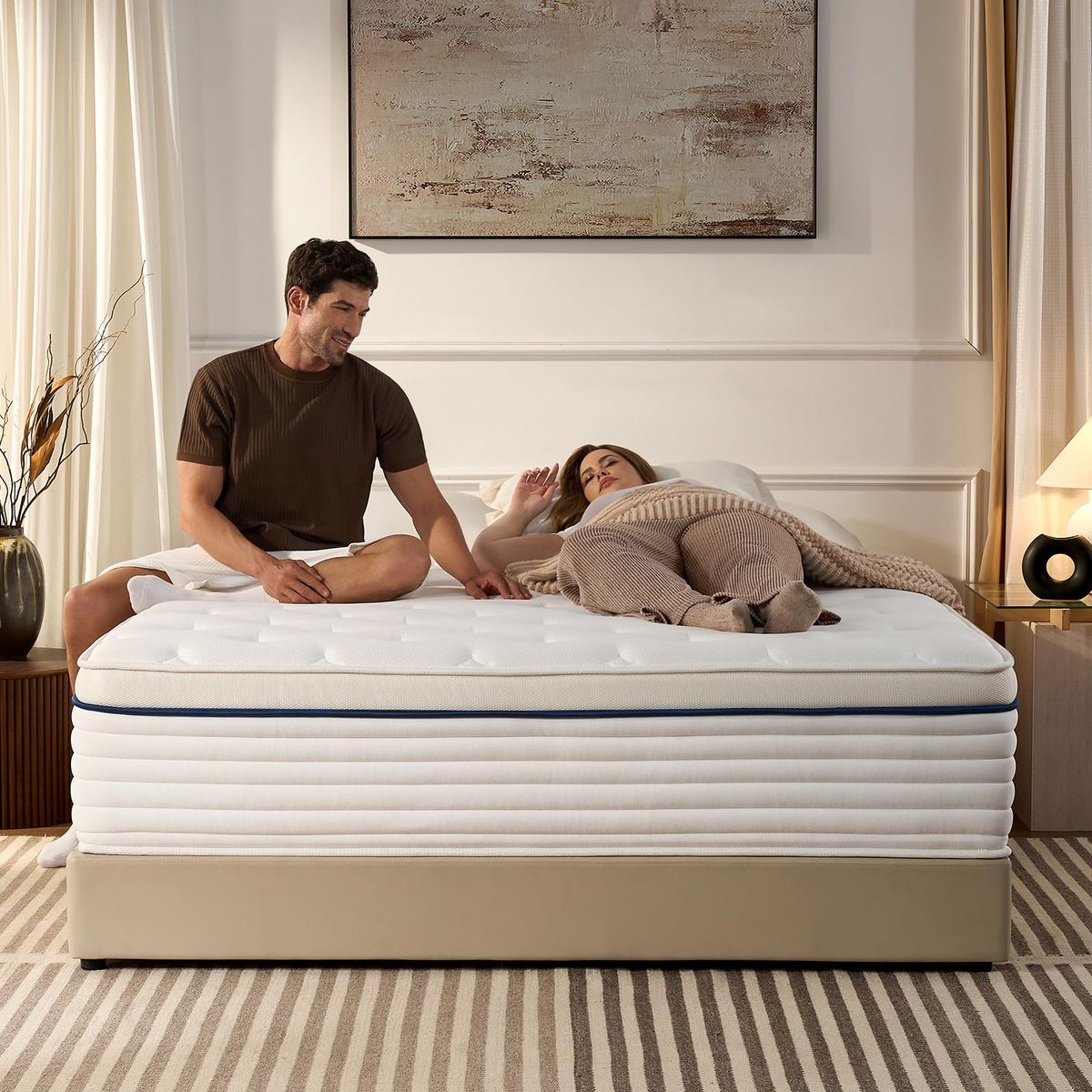 QUILTZEN 12-Inch Full Size Hybrid Mattress - Brand New in Box