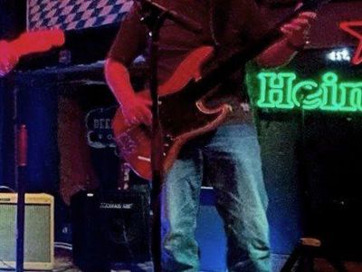Bass, guitar seeks gigging band