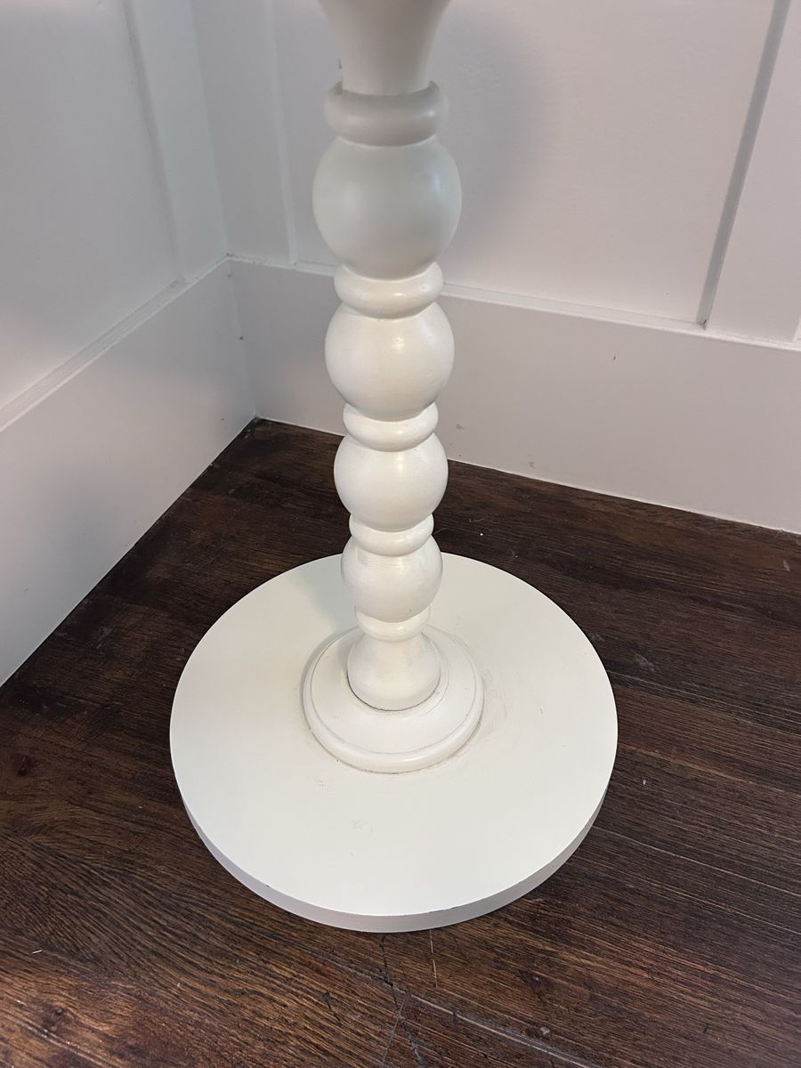Main image 4