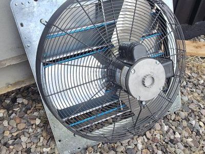Wall mounted exhaust fan