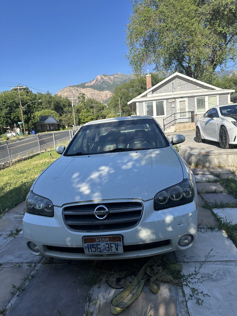 2002 Nissan maxima