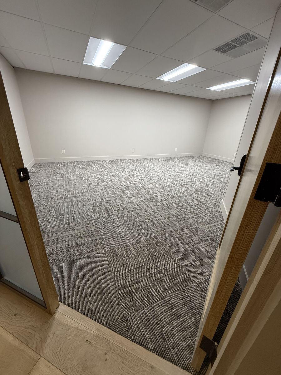 Renovated office space for rent-591SF/Move-in immediately!