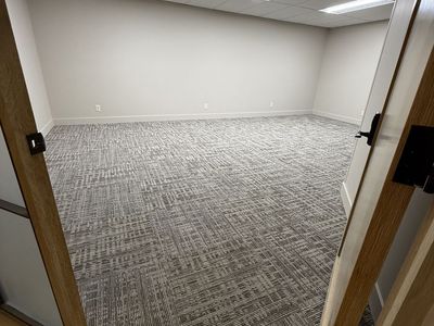 Renovated office space for rent-591SF/Move-in immediately!