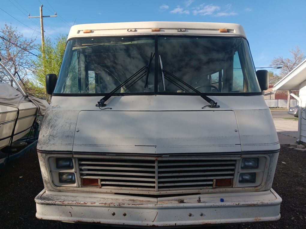 1988 JOHN DEERE RV CHASSIS