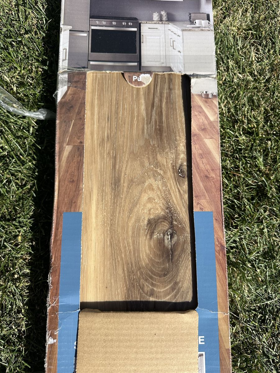 Lifeproof 22mil Sundance Canyon Hickory Flooring