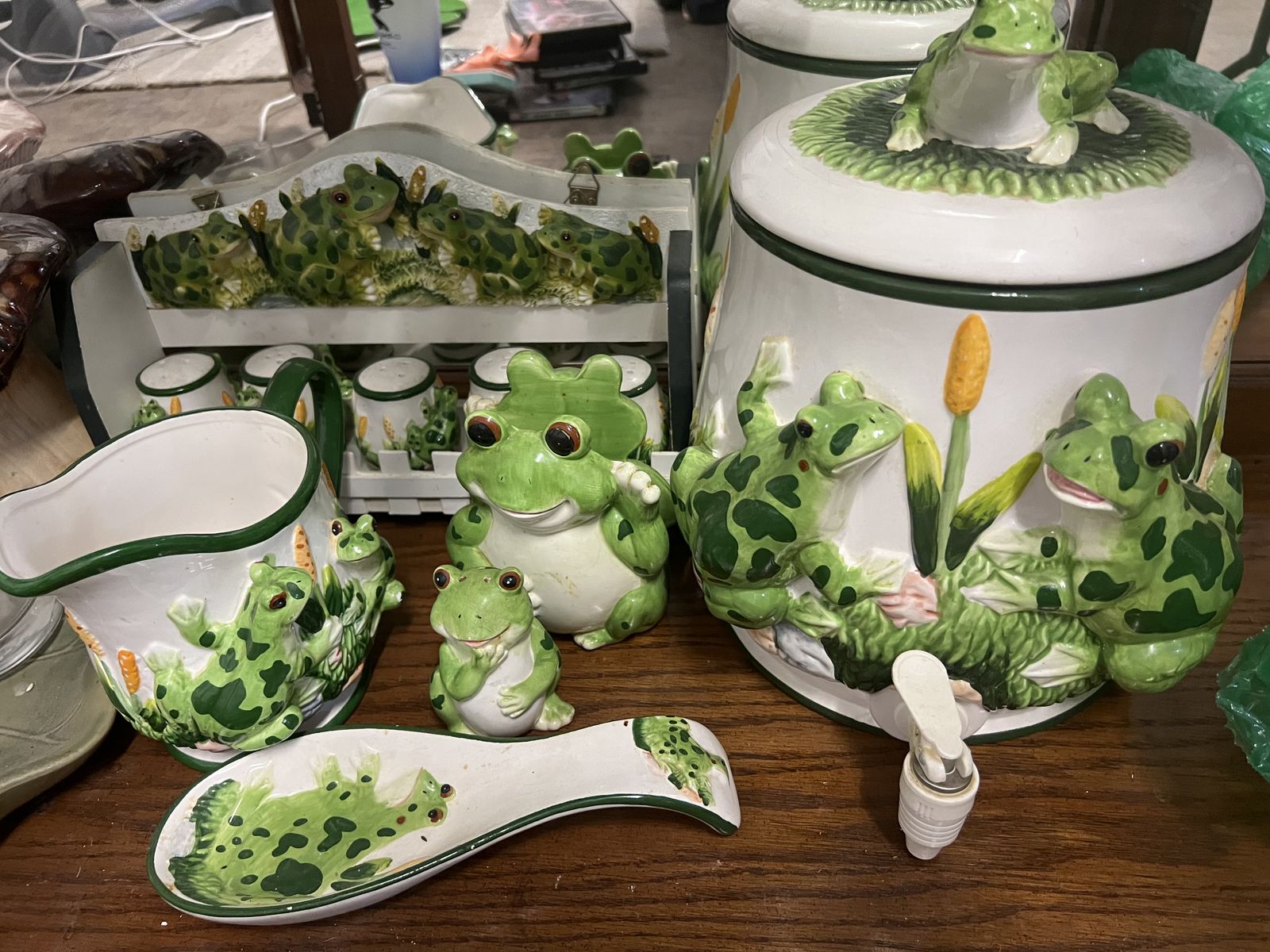 Frog tea sets