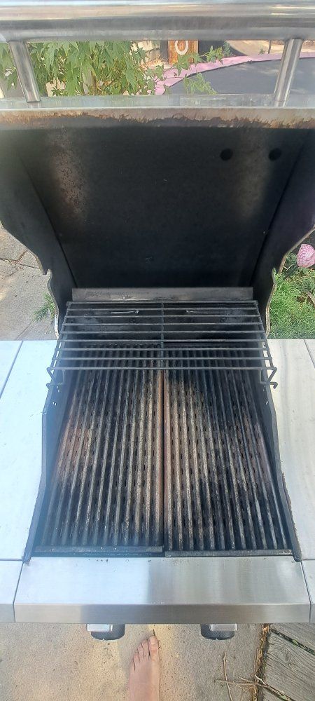 Main image 3