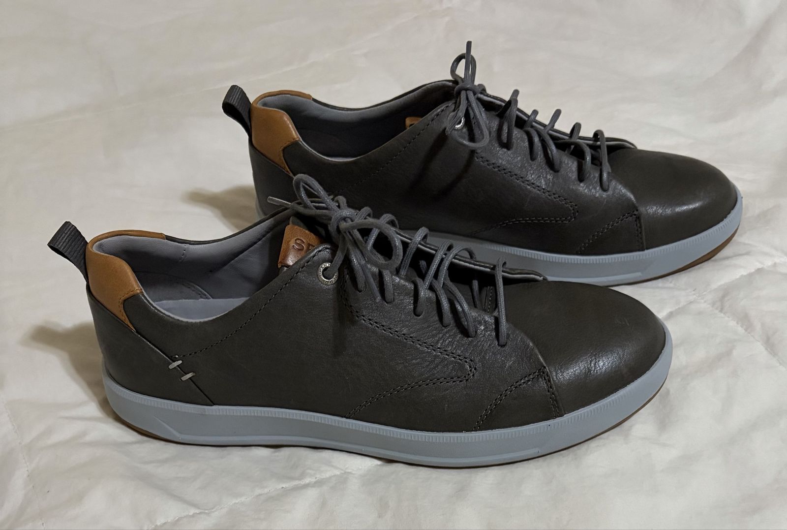 Sperry Top Sider Men’s 10  Lace Up Dark Chocolate