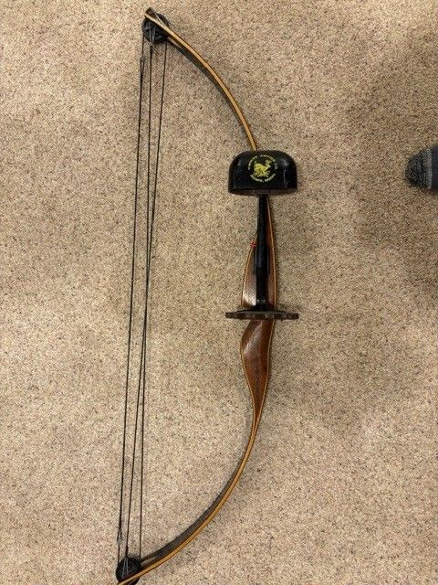 Vintage Compound Bow with Kwikee Kwiver Quiver