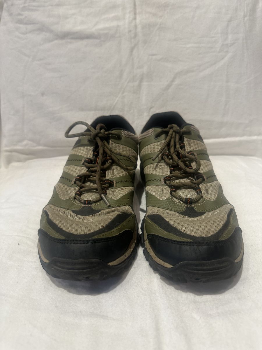 Columbia Men’s Size 12 Beige/Olive Hiking Shoes