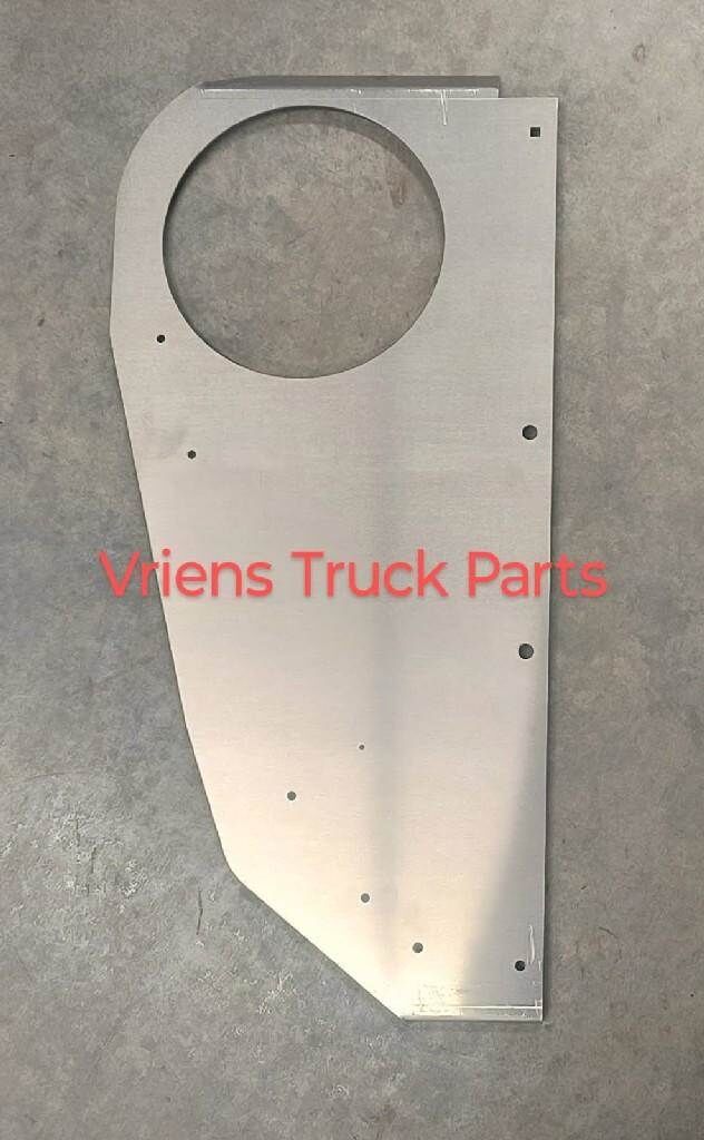 R64-1159-111 PANEL-AIR CLEANER LEFT SIDE
NEW AFTERMARKET, RAW ALUMINUM