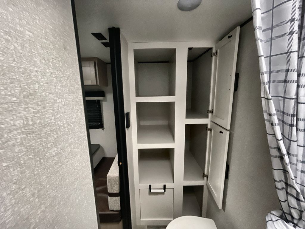 Main image 37