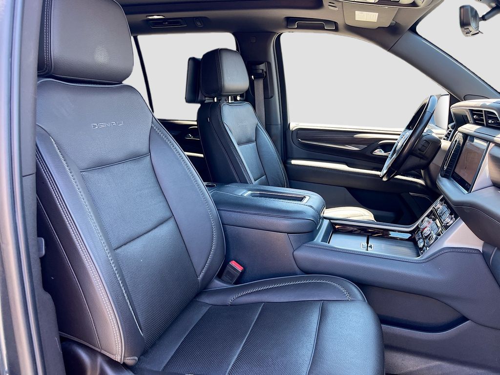 Main image 32