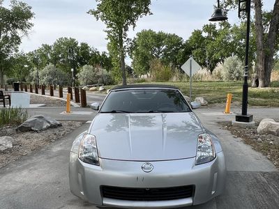 2004 NISSAN 350