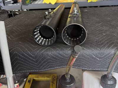 Sharkroad M8 Touring Slip-On Exhaust Pipes - Matte Black