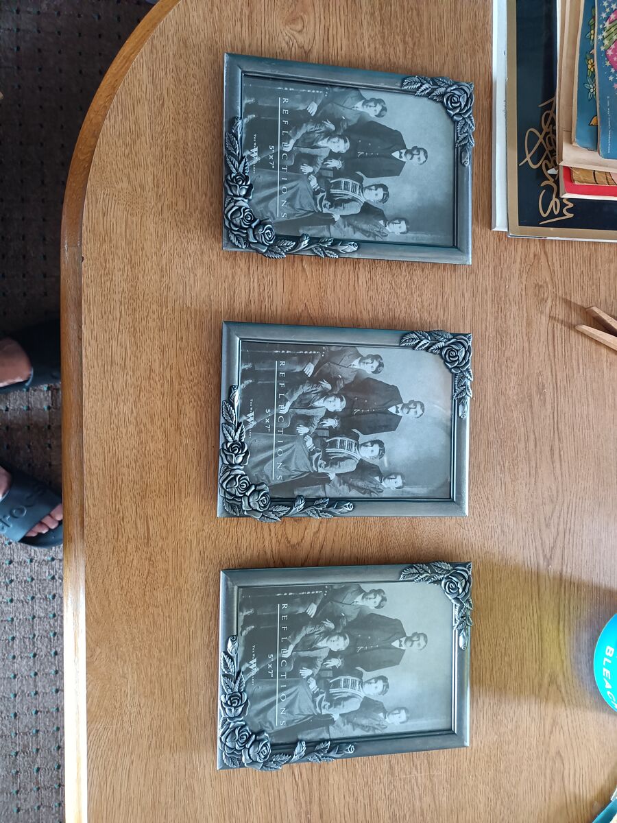 3 new 5x7 inch metal flowered picture frames