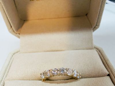 Wedding band 14k yellow gold 1ct (lab)