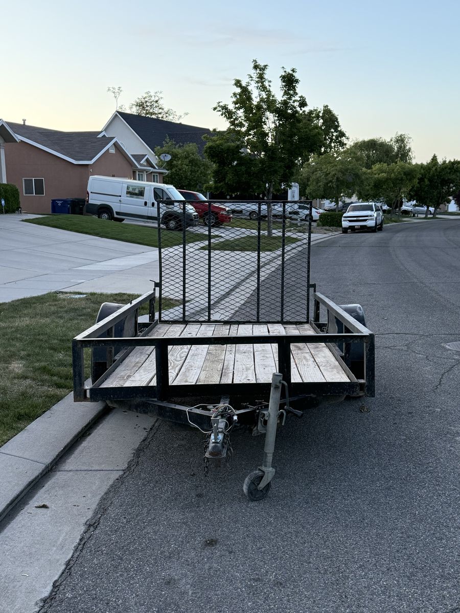 5’x10’ UTILITY TRAILER