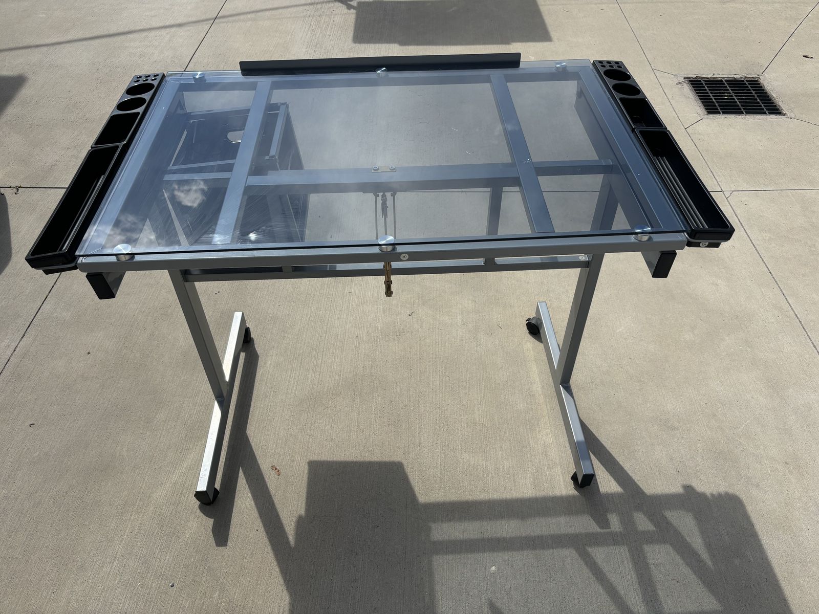 Drawing / Drafting Desk