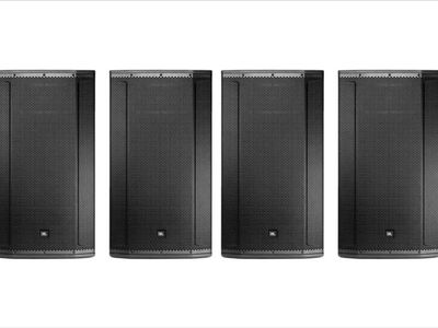 4 JBL SRX835P Powered Speakers w/ Bags – Excellent Condition