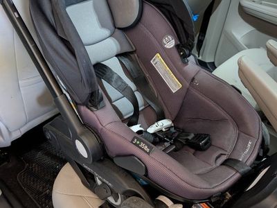 Evenflo Shyft dual ride car seat and stroller
