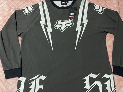 Supreme x fox racing long sleeve top XL