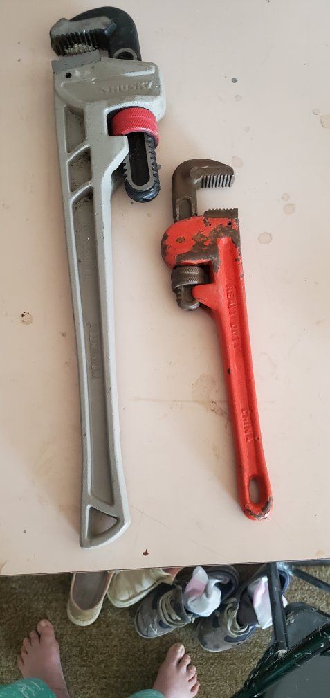 Pipe Wrenches 