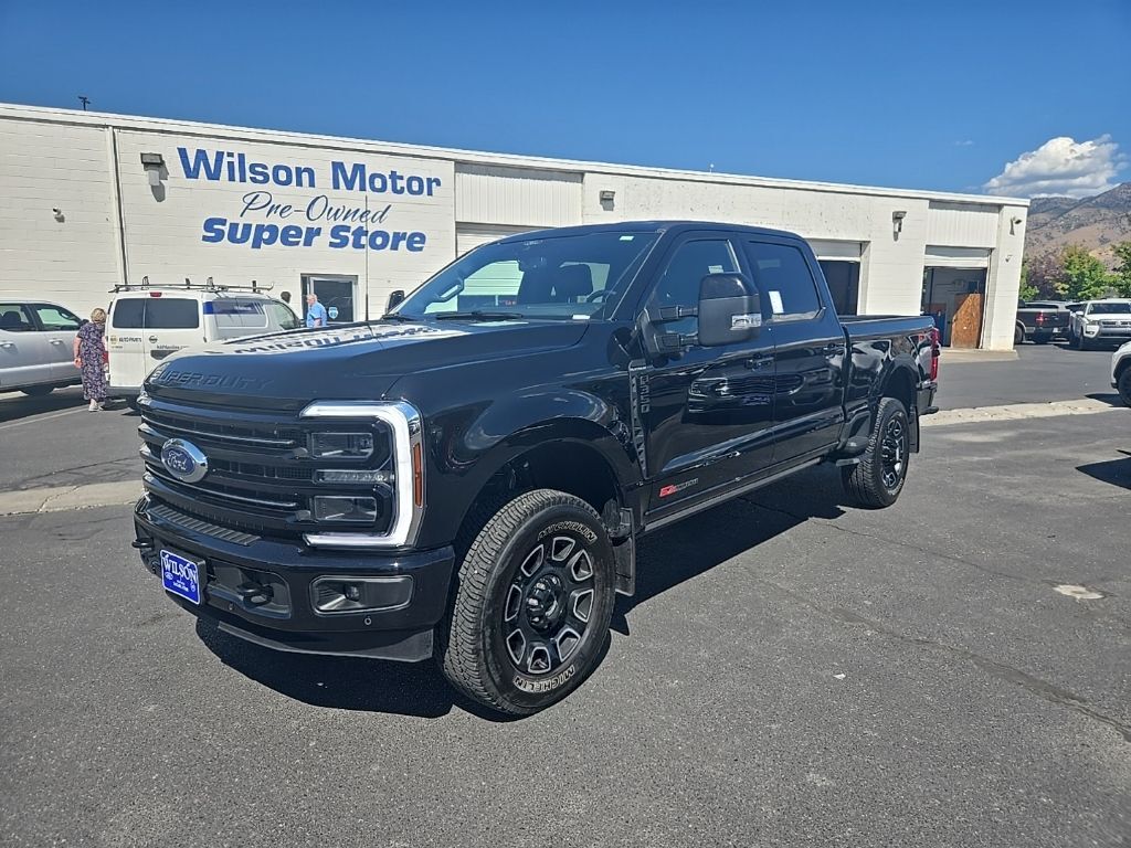 2025 Ford F-350 Super Duty Platinum