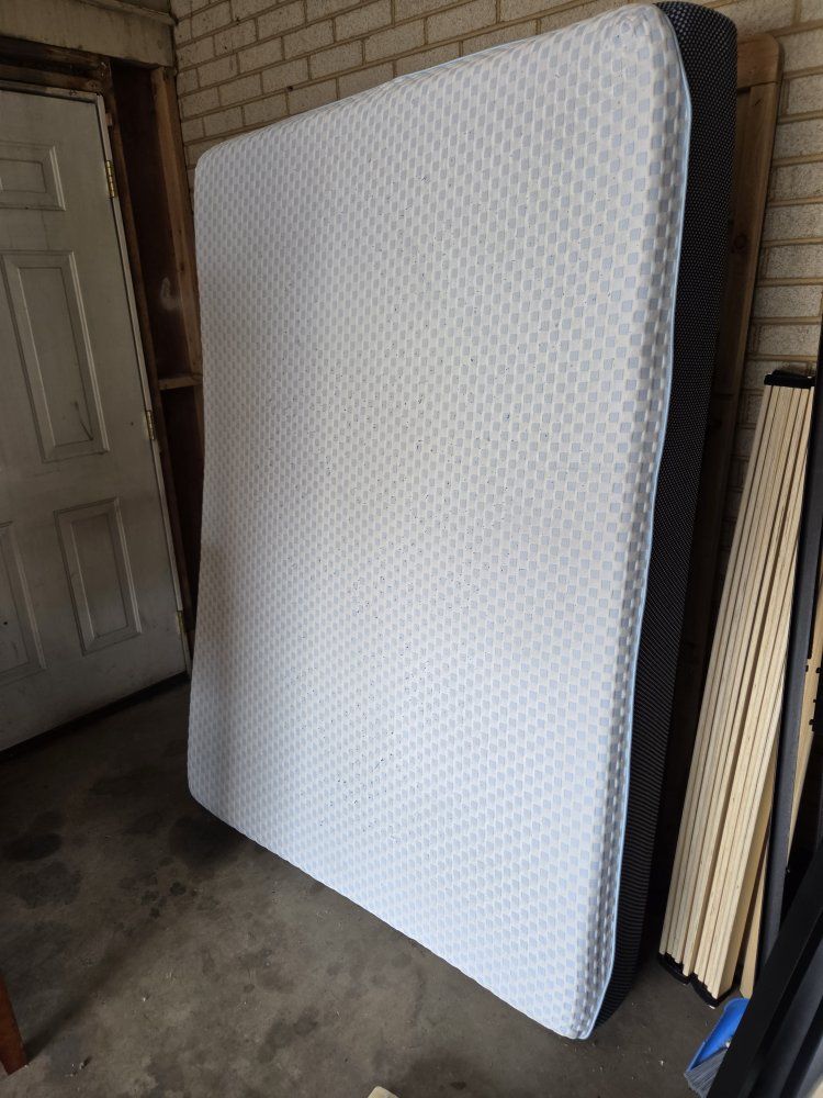 Full size memory foam mattress.