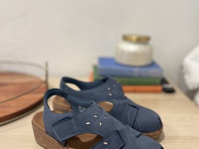 Orthofeet Adjustable Sandals!