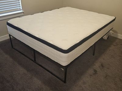 GALAXIA Pure Comfort Queen Size Mattress with Metal Bed Frame, Pocketed Coils, Hybrid