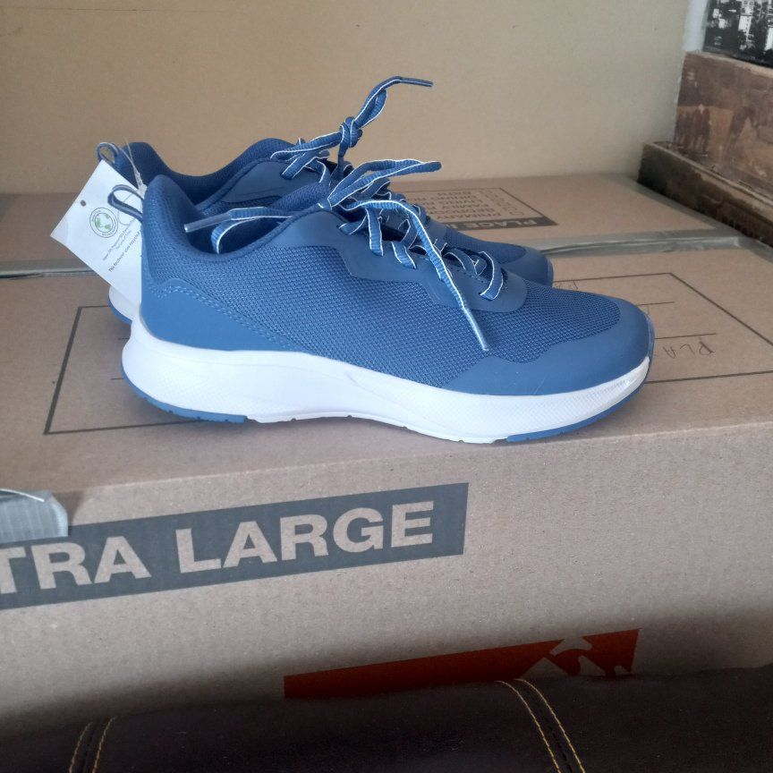 boys shoes