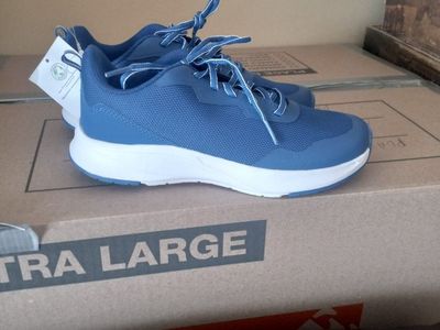 boys shoes
