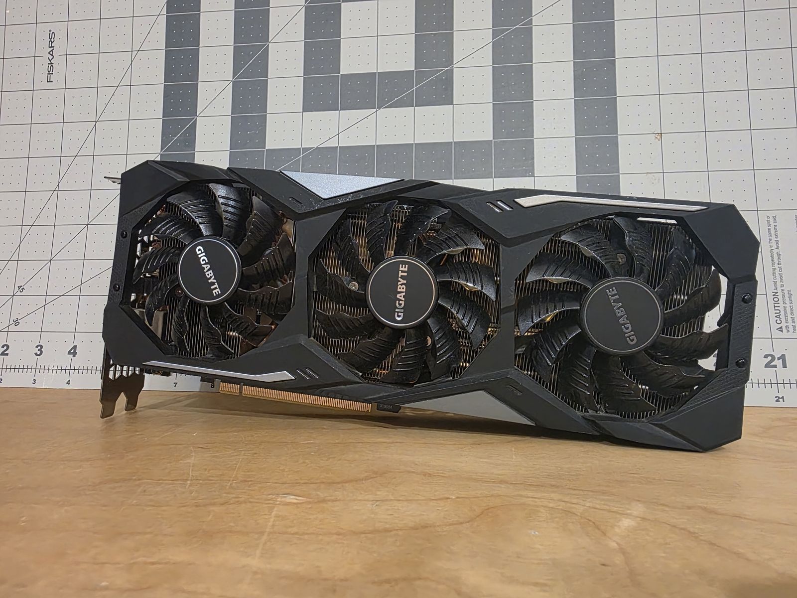 Gigabyte RTX 2080 Super 8GB Graphics Card - Clean & Tested