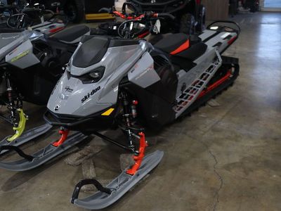 2026 Ski-Doo Summit X with Expert Package 154 850