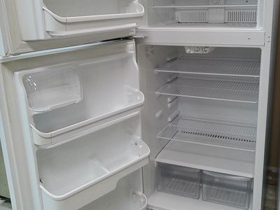 White 17 cf Refrigerator~Works Great~90 Day Guarantee