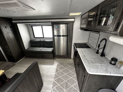 2022 Shasta 25rs
