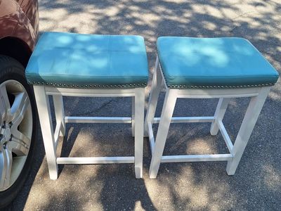 Very Nice bar stools