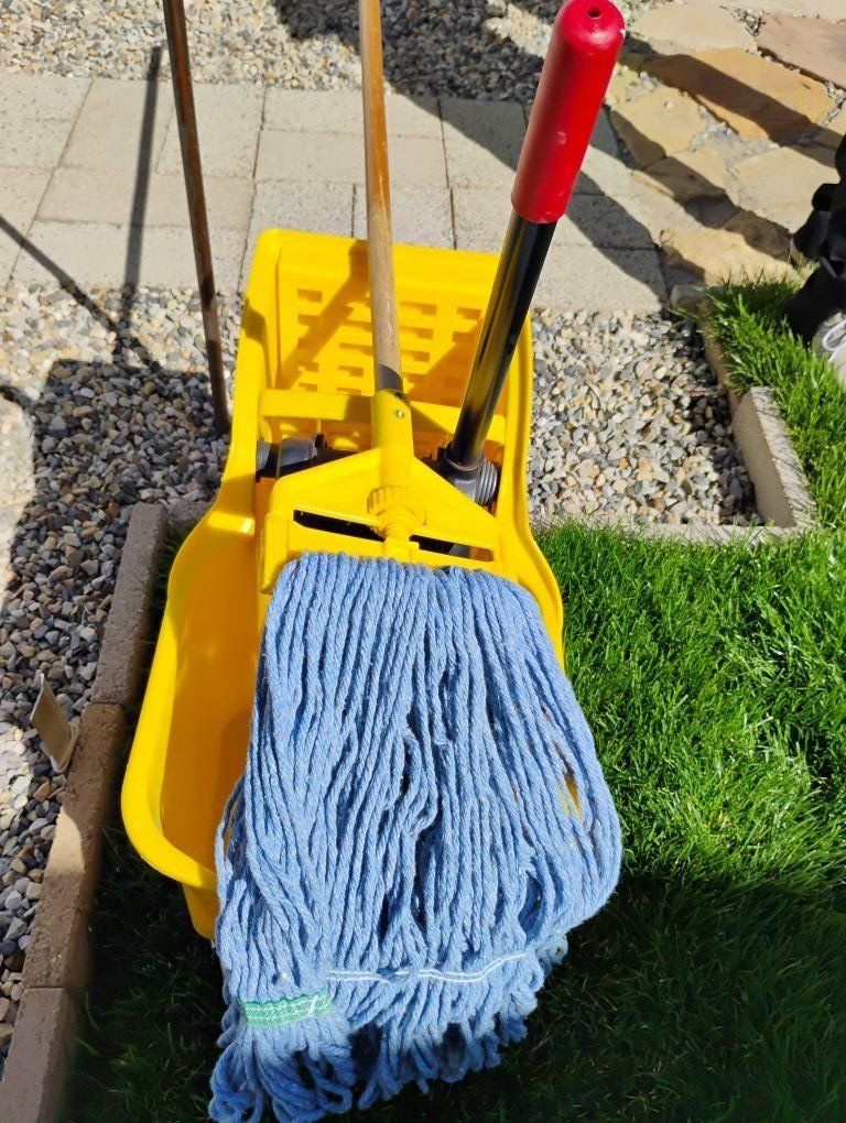 Mop Bucket
