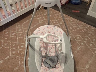 Ingenuity Electric Baby Swing - Pink Floral with Toy Bar