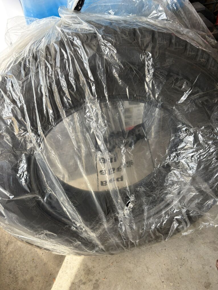 50% OFF 4 Winter tires (215/70R16)Great Condition