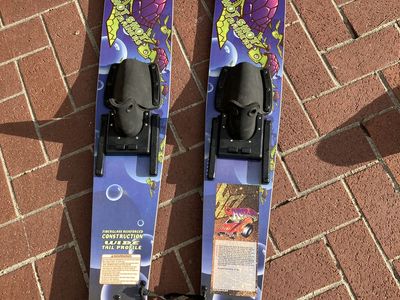 Youth trainer water ski