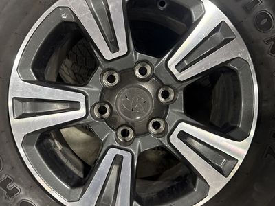 2016-Current OEM Toyota Tacoma 17 Rims/Tires