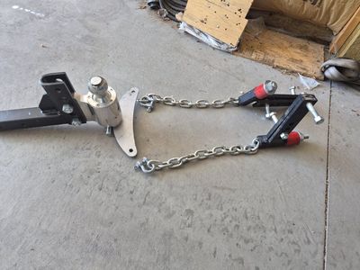 Anderson sway control hitch.