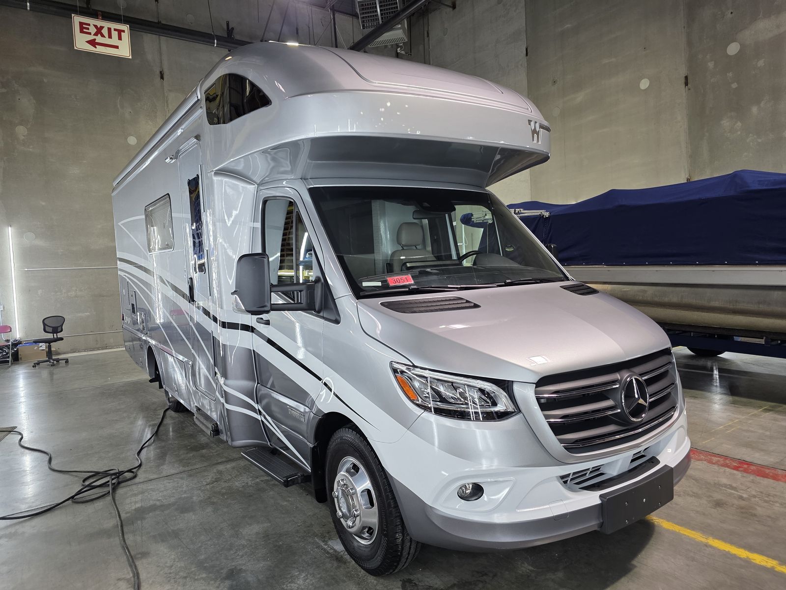 2022 Winnebago Navion 24D