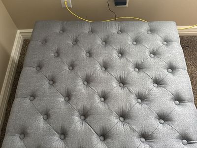 Gray Tufted Fabric Coffee Table Ottoman with Storage - Used