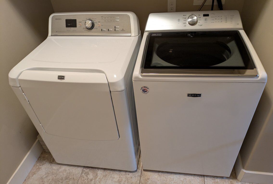 Maytag Wash/Dryer Set Electric Excellent Condition