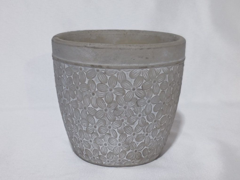NEW Decorative Ceramic Planter – Floral Design (Neutral Color) 4" Round