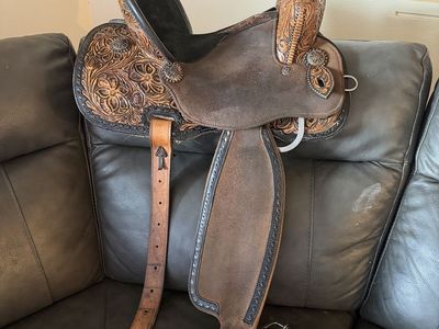 Masters Barrel Saddle